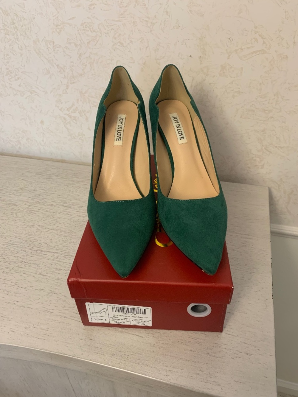 Joy In Love Green Suede Heels, Size 11